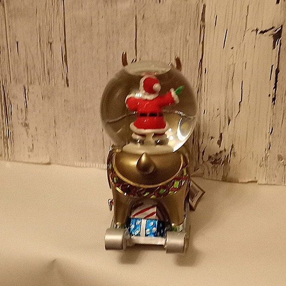 Christmas Decor - Picture 4 of 4